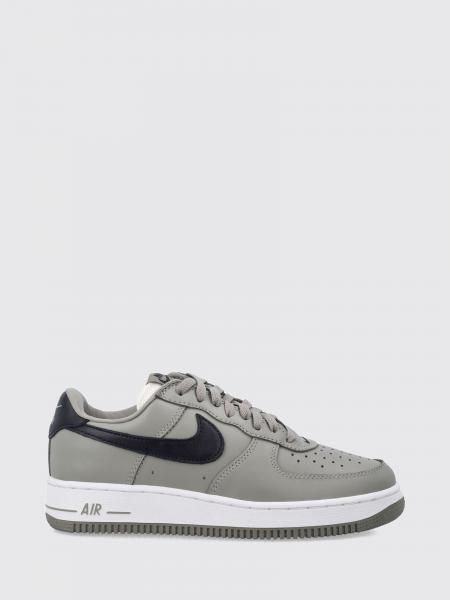 Sneakers men Nike