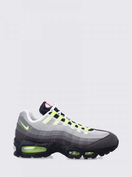 Sneakers men Nike