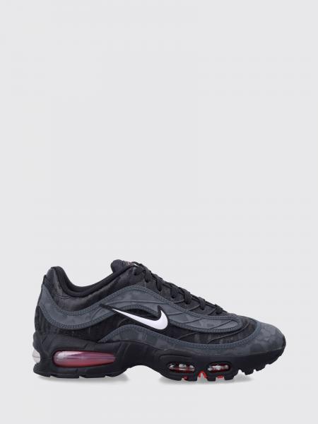 Sneakers men Nike