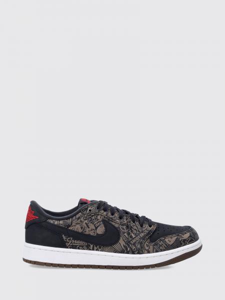 Sneakers men Nike