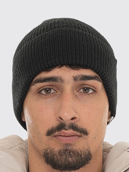 Hat men Ea7