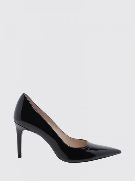 Pump woman Stuart Weitzman