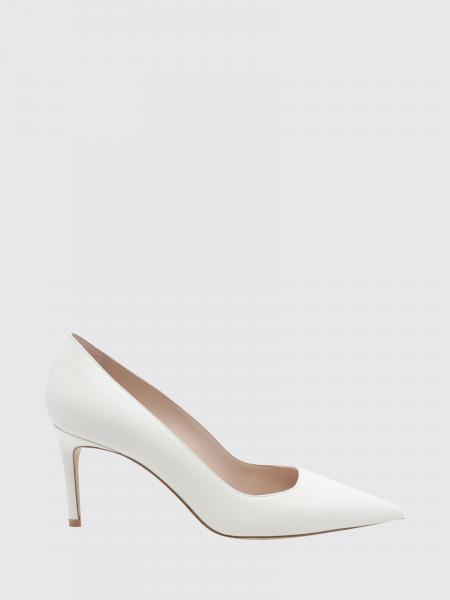 Pump woman Stuart Weitzman