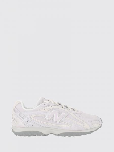 New Balance 204L Low Top Trainers in Leather and Suede with Applied Logo