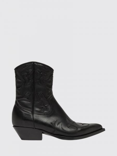 Boots woman Buttero