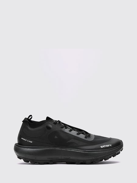 Sneakers men Satisfy
