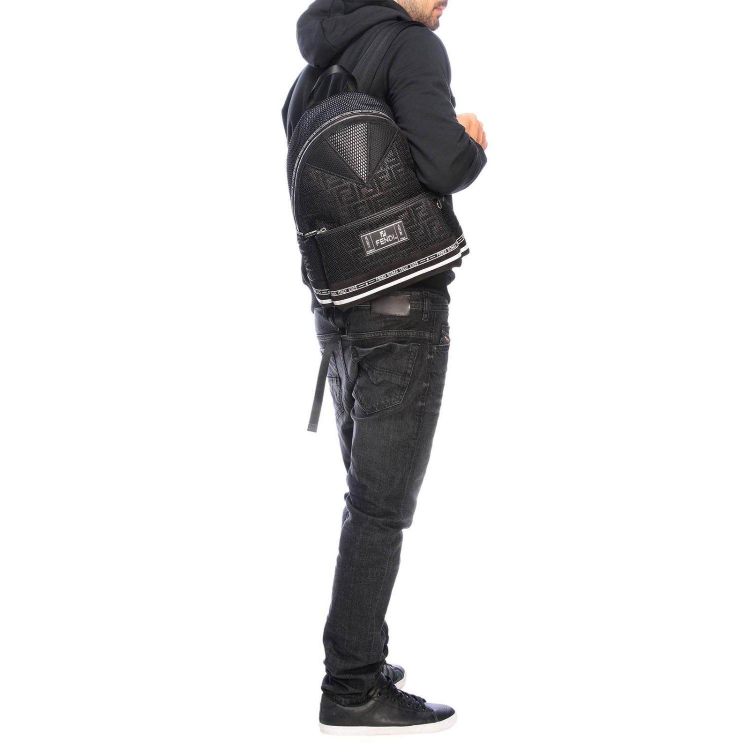 FENDI RUCKSACK: Fendi FF Roma Rucksack aus Mesh und Nylon mit Maxi-Logo, Schwarz - Img 2