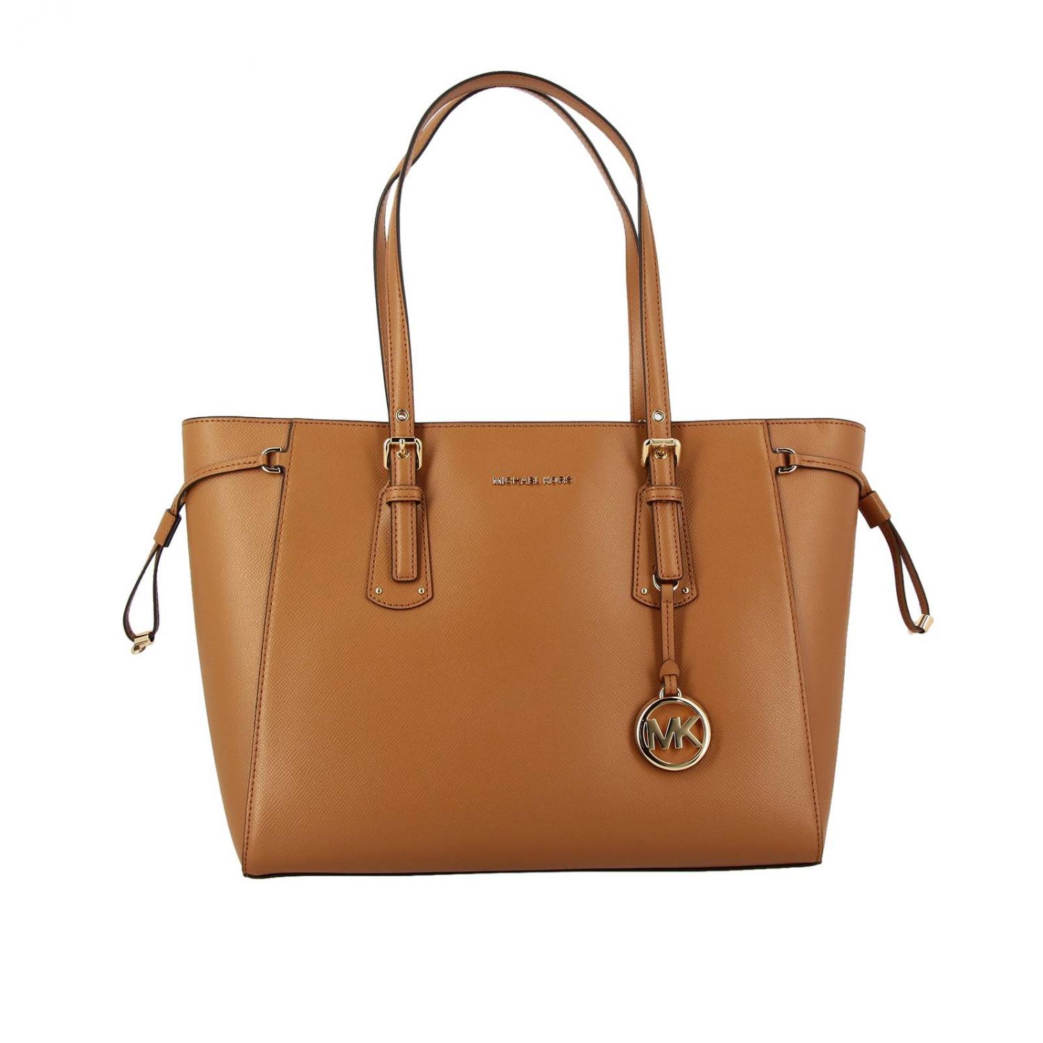 Michael Kors Voyager good Purse