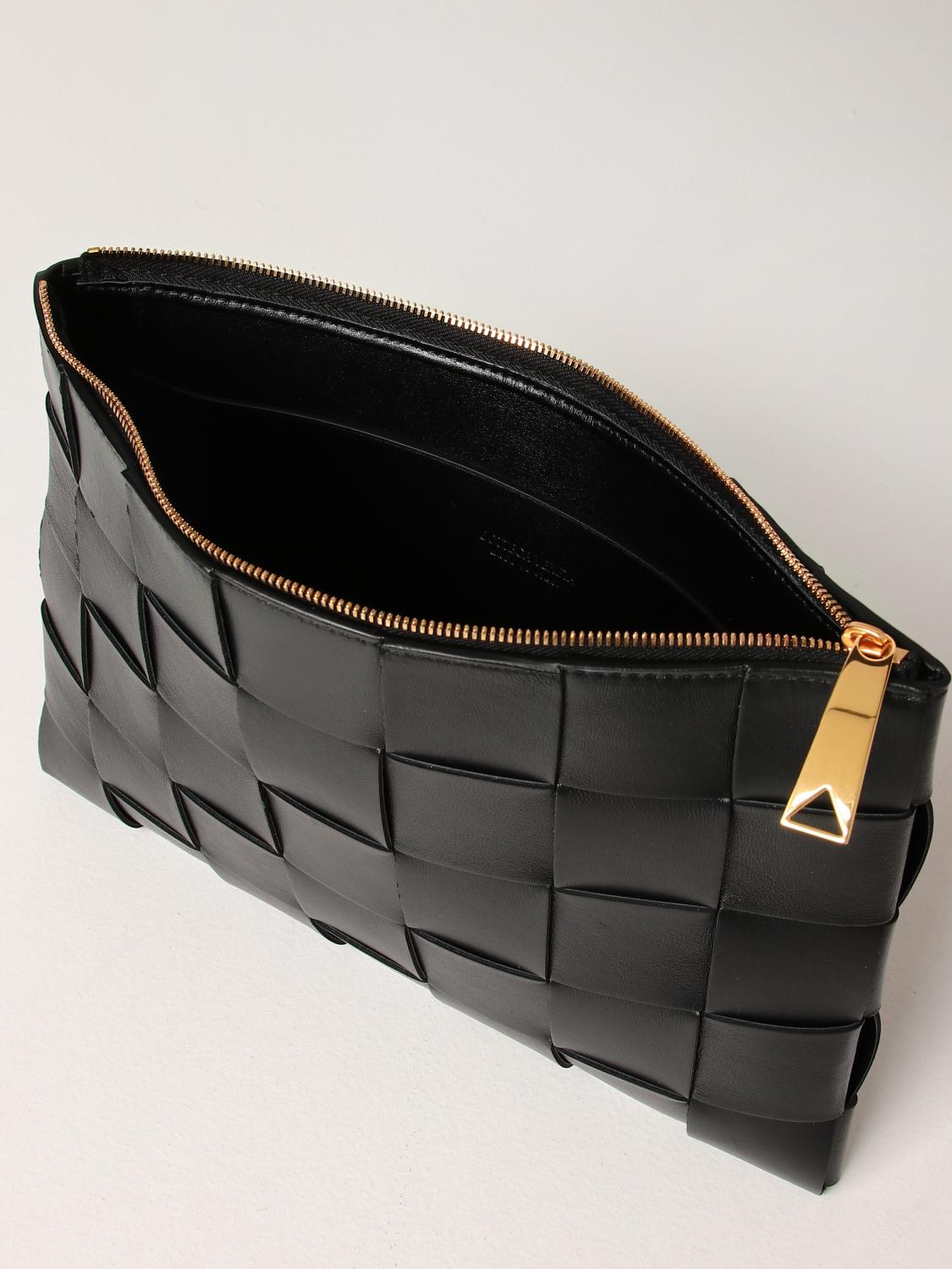 クラッチバッグ BOTTEGA VENETA Woman Clutch Black 652931VCQC1 8425 Intrecciato clutch bag | Bottega Veneta | OTTODISANPIETRO