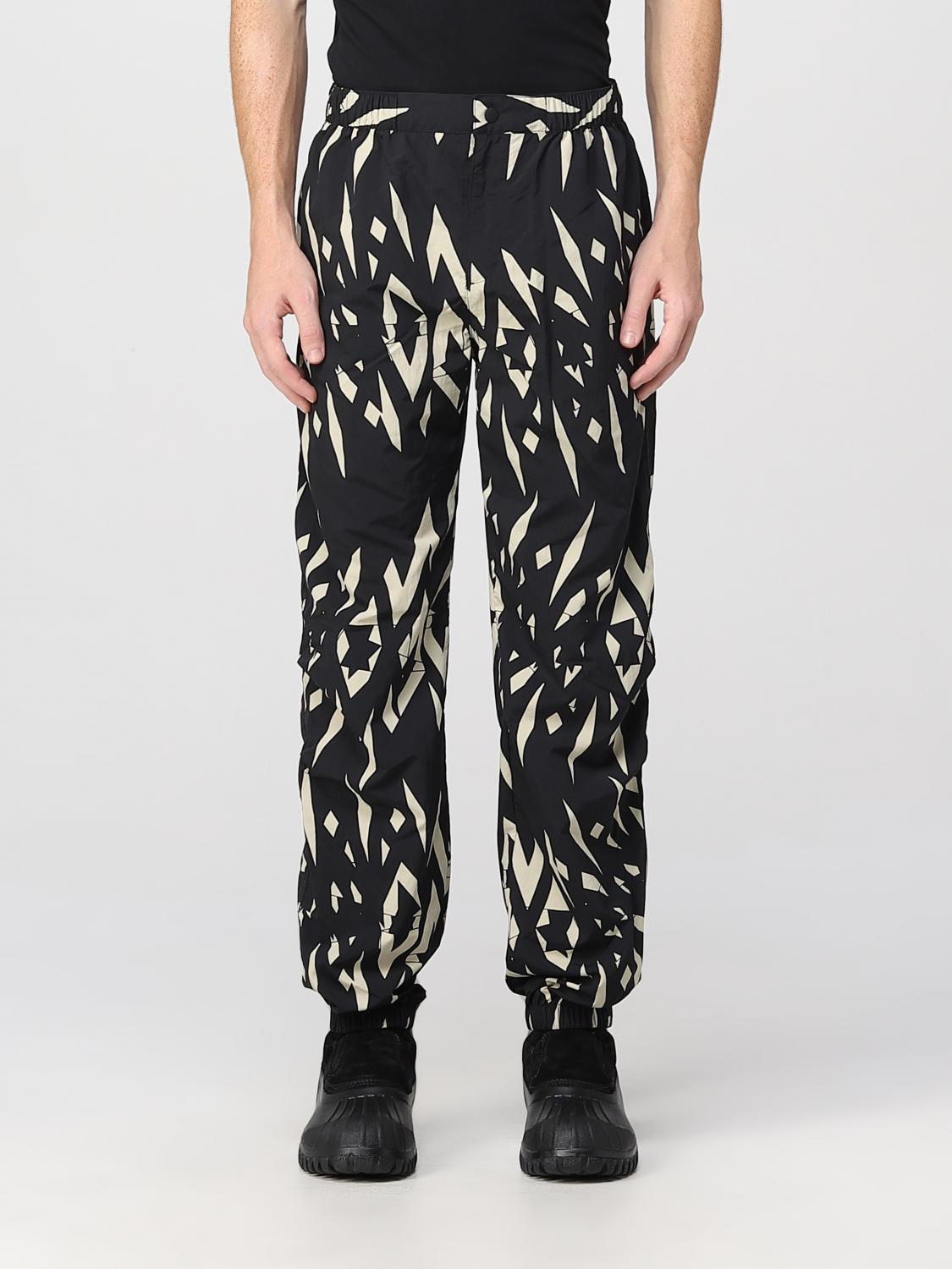 FRED PERRY: Pants men - Black | Fred Perry pants T4504 online at