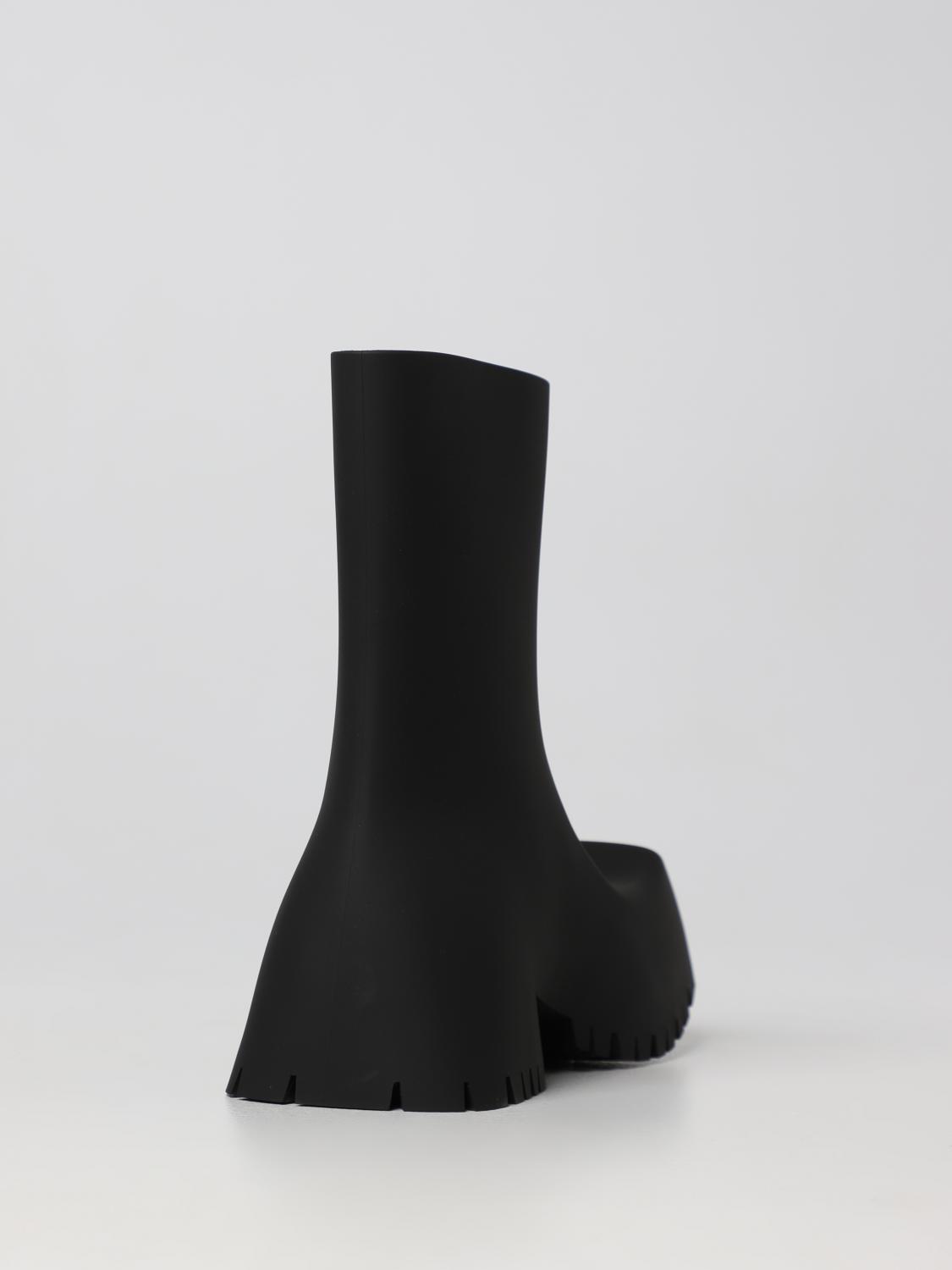 BALENCIAGA: Trooper rubber boots - Black | Balenciaga flat