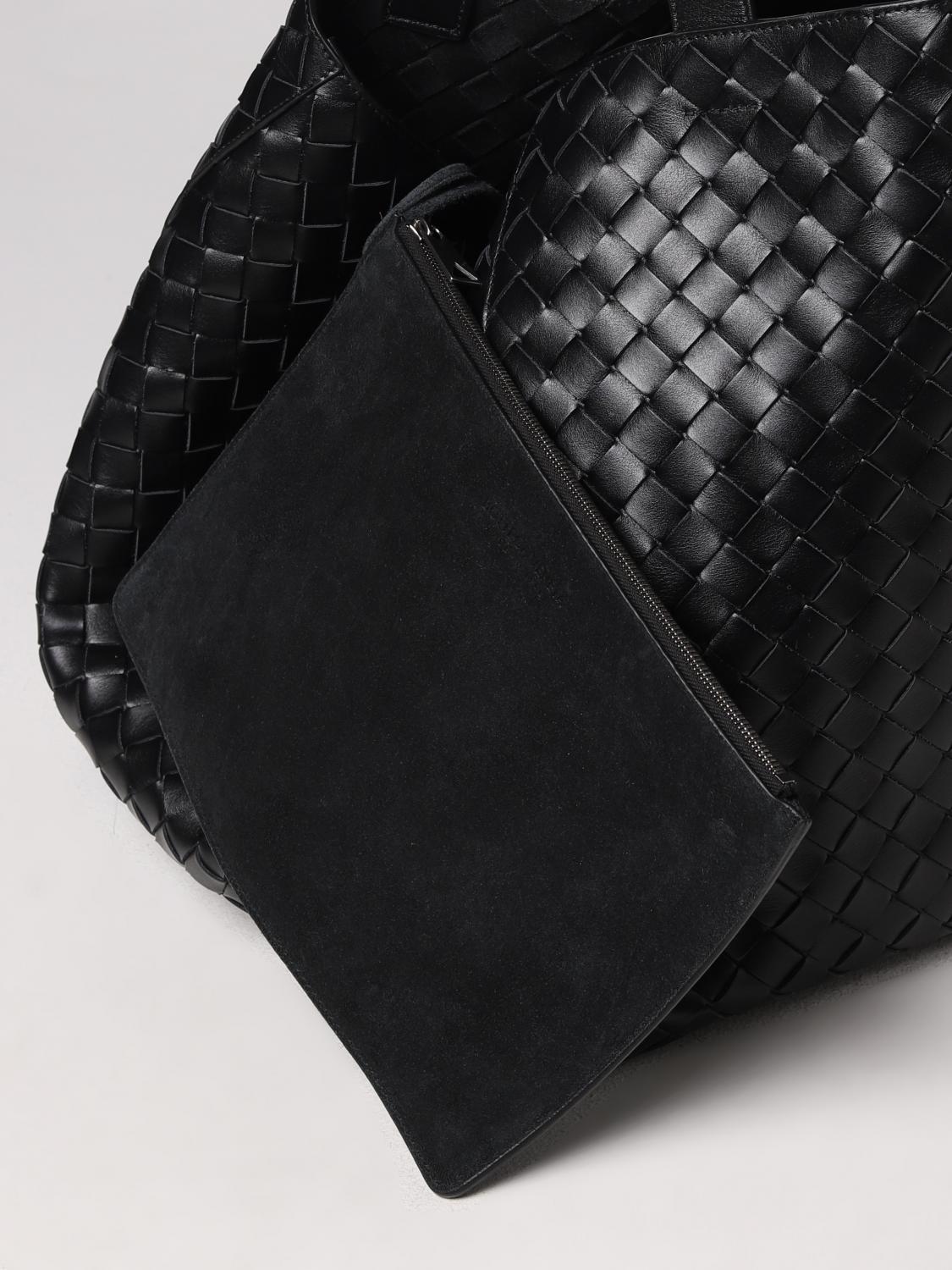 BOTTEGA VENETA 黒 レザー かごバッグ BOTTEGA VENETA: Cube tote in woven leather - Black | Bottega
