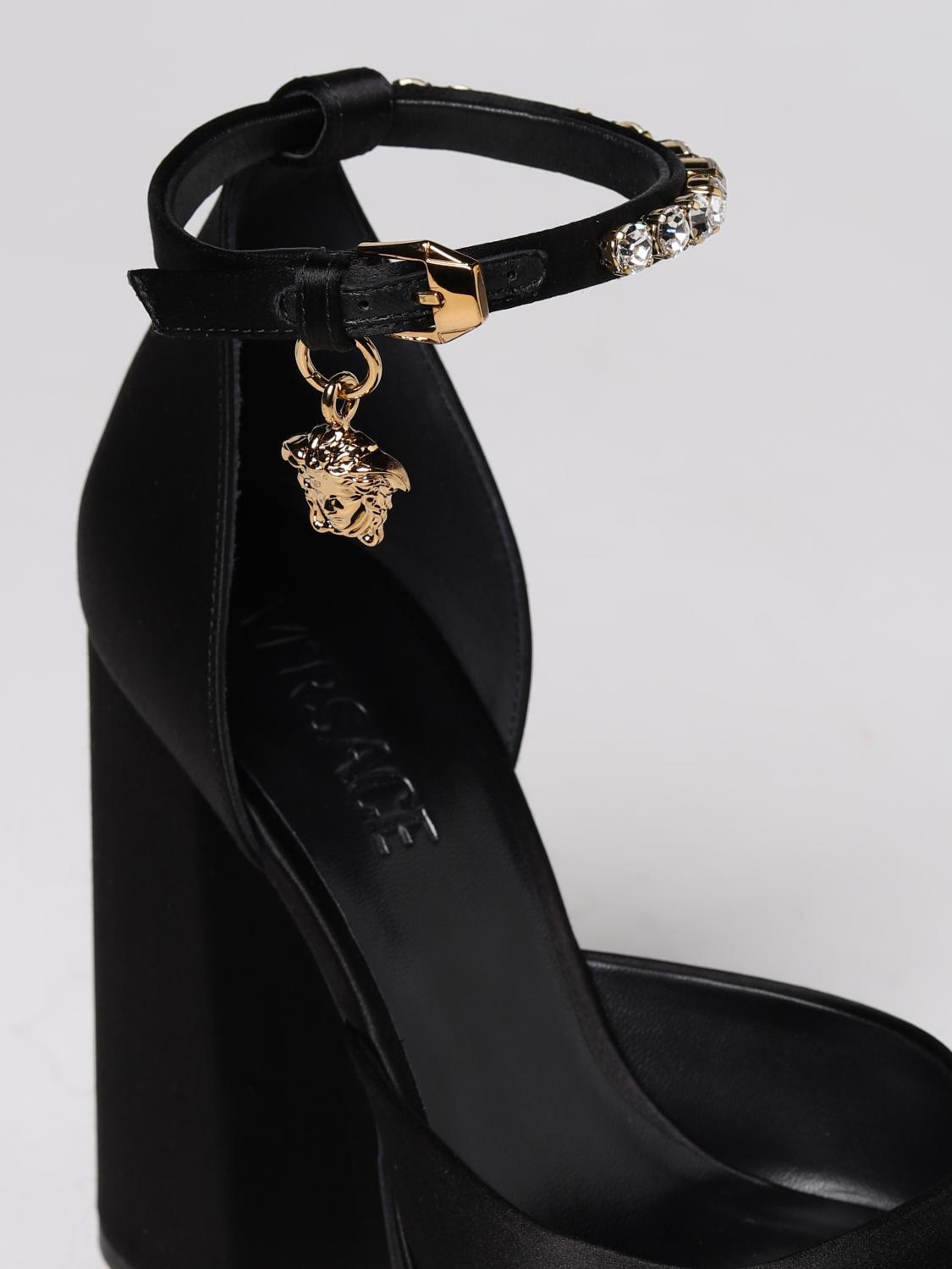 VERSACE DÉCOLLETÉ: Décolléte con plateau Medusa Aevitas Versace in raso, Nero - Img 4