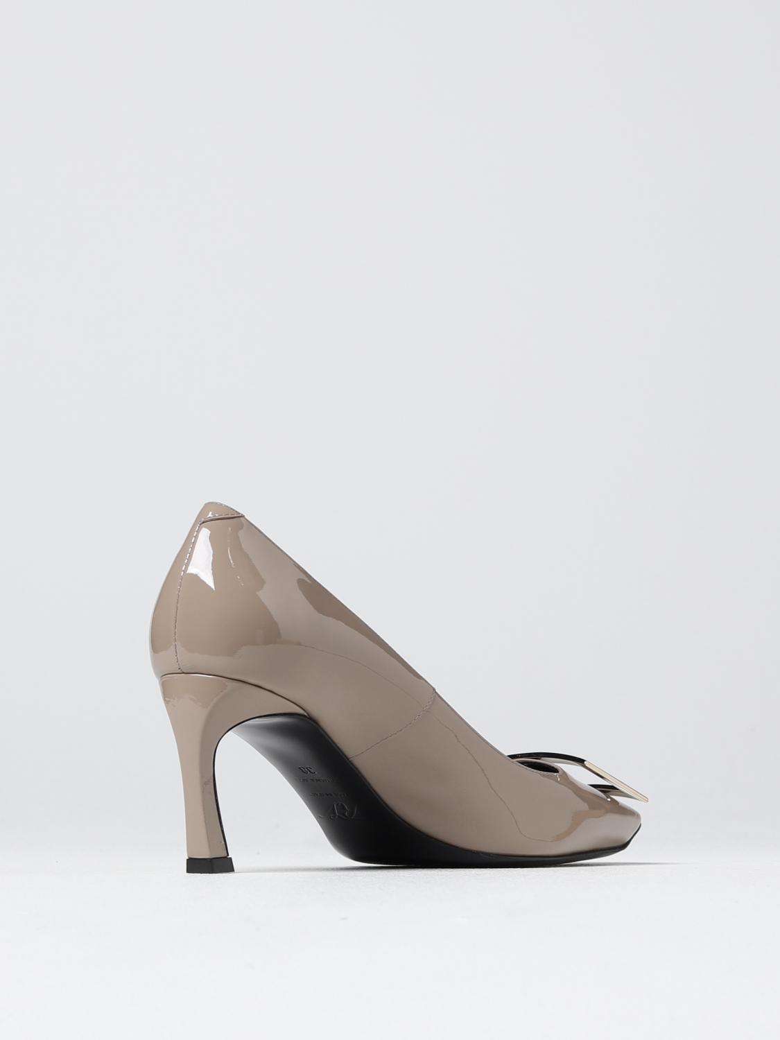 ROGER VIVIER DÉCOLLETÉ: Décolleté Trompette Roger Vivier in vernice, Tortora - Img 3