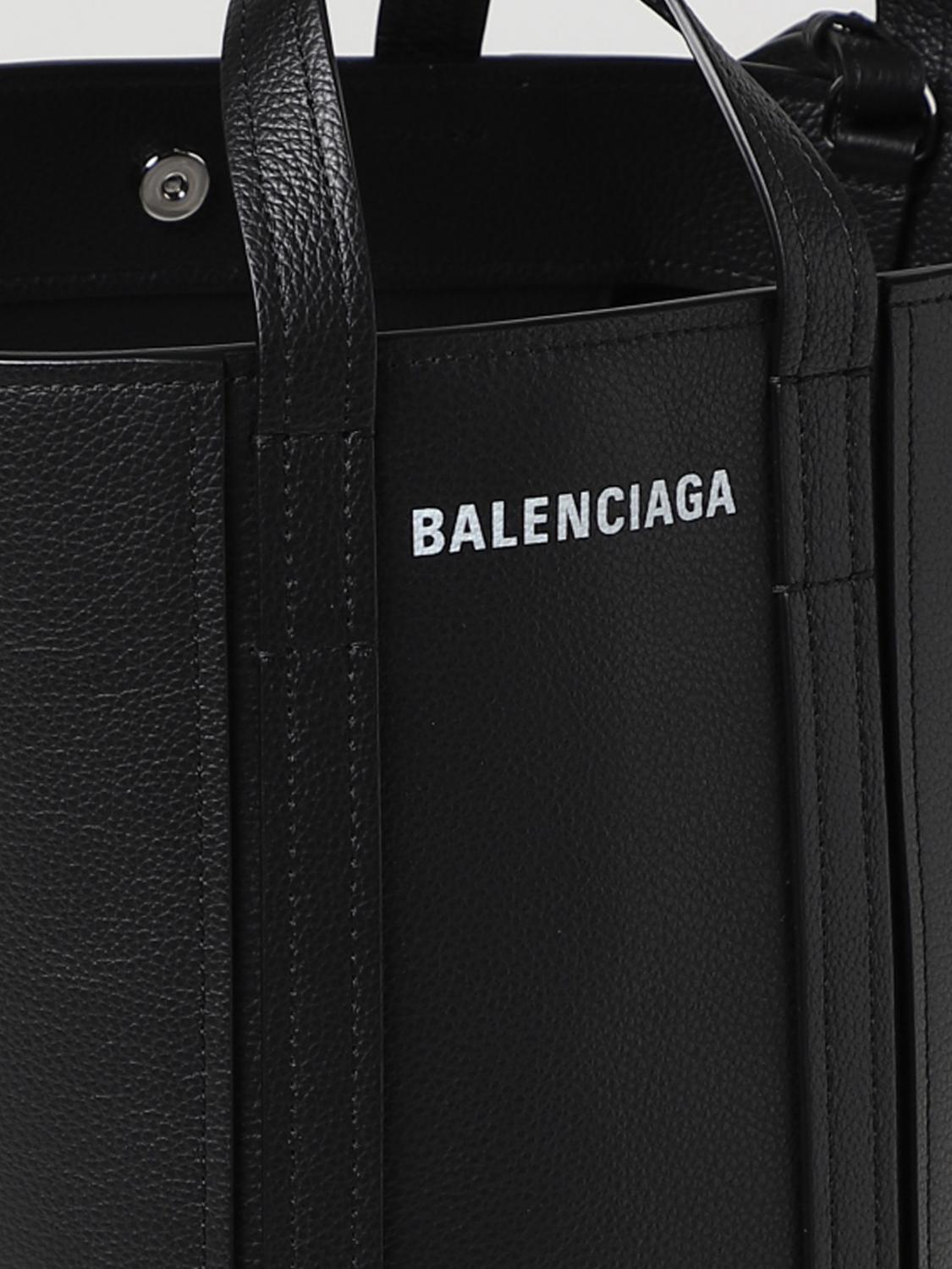 BALENCIAGA SHOULDER BAG: Balenciaga Everyday 2.0 North-South bag in grained leather, Black - Img 3