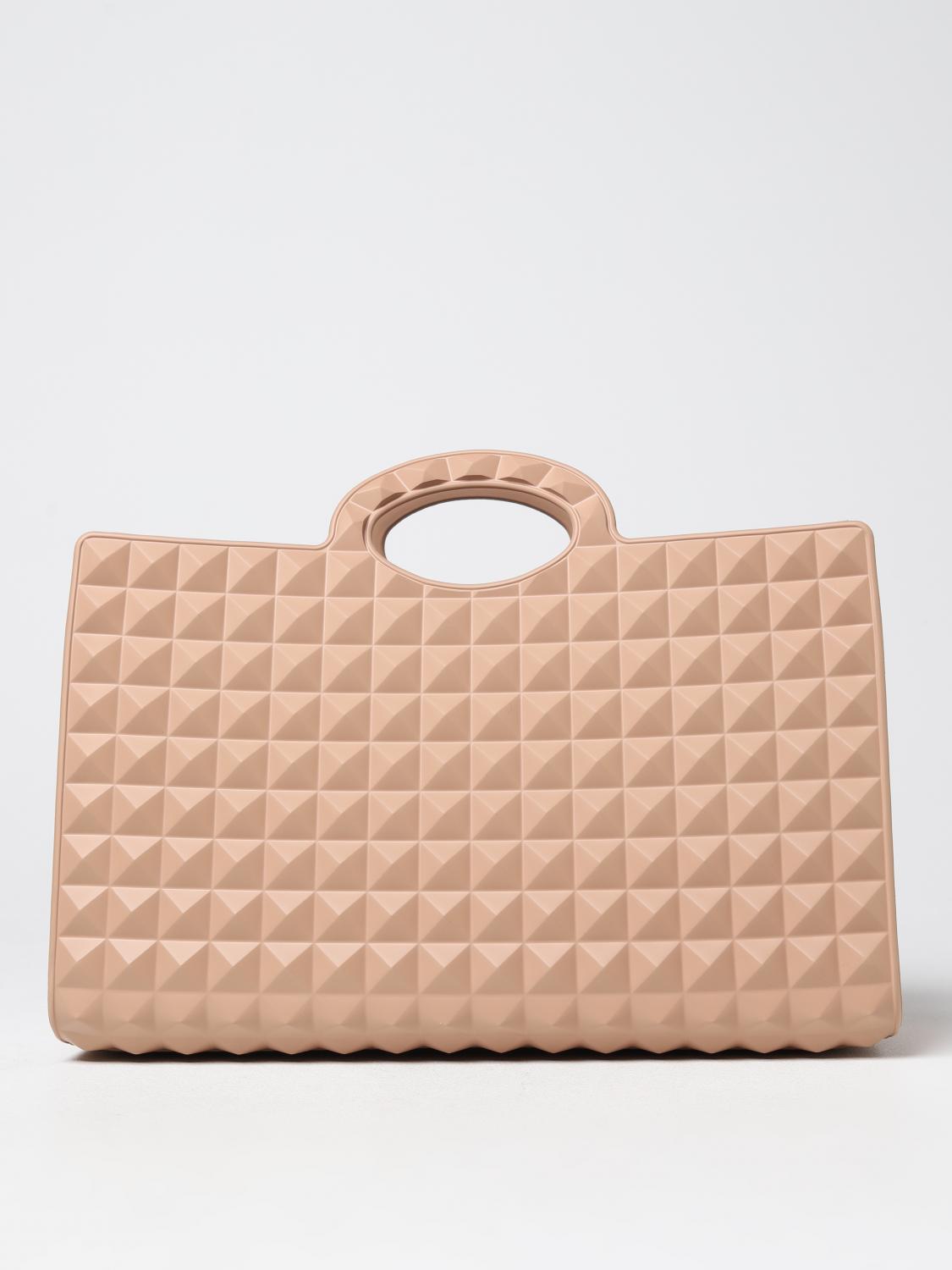 【VALENTINO】LE TROISIEME RUBBER TOTE BAG Valentino Garavani Le Troisième Tote Bag | Black | FARFETCH