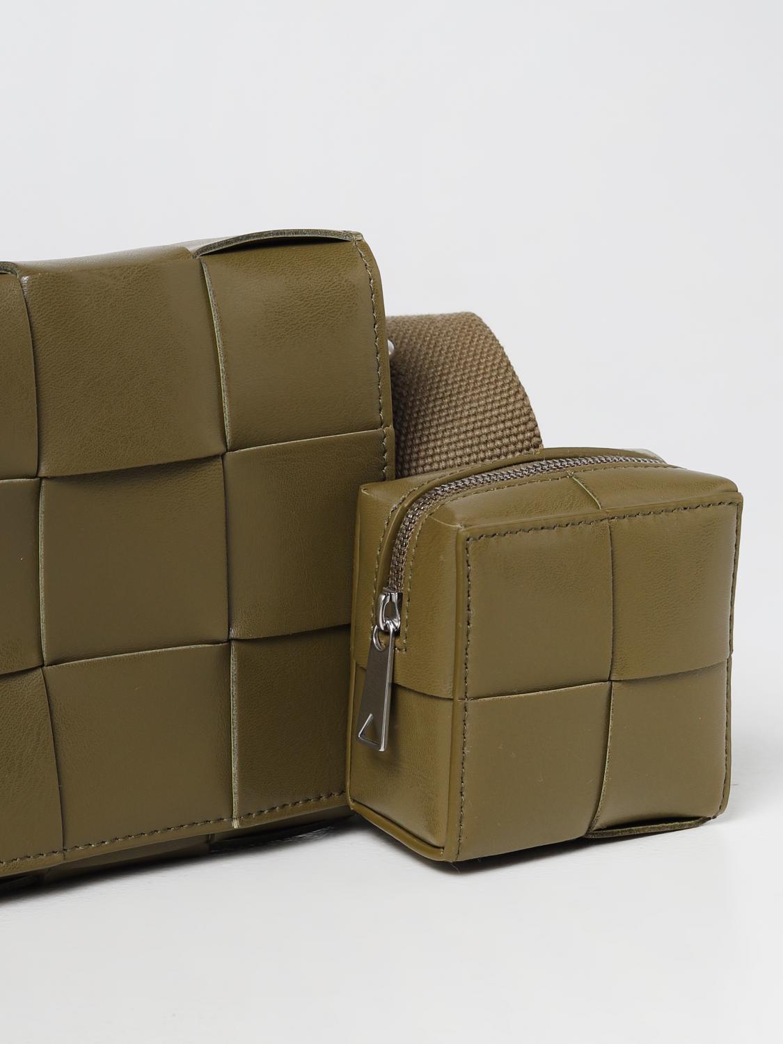 Bottega Veneta Cassette bag in woven leather - Mastic