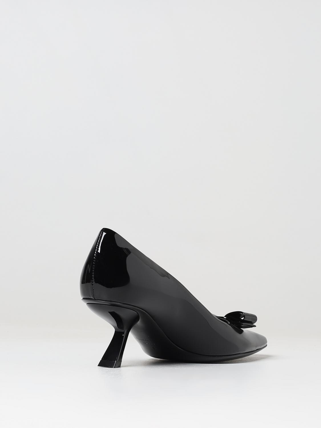 FERRAGAMO: Anz pumps in patent leather - Black | Ferragamo