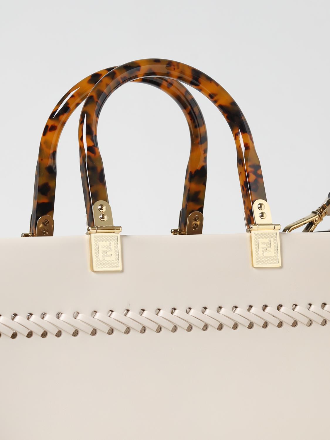 Fendi ショルダーバッグ レディース - クリーム | 8BH386AHW4 | GIGLIO.COM