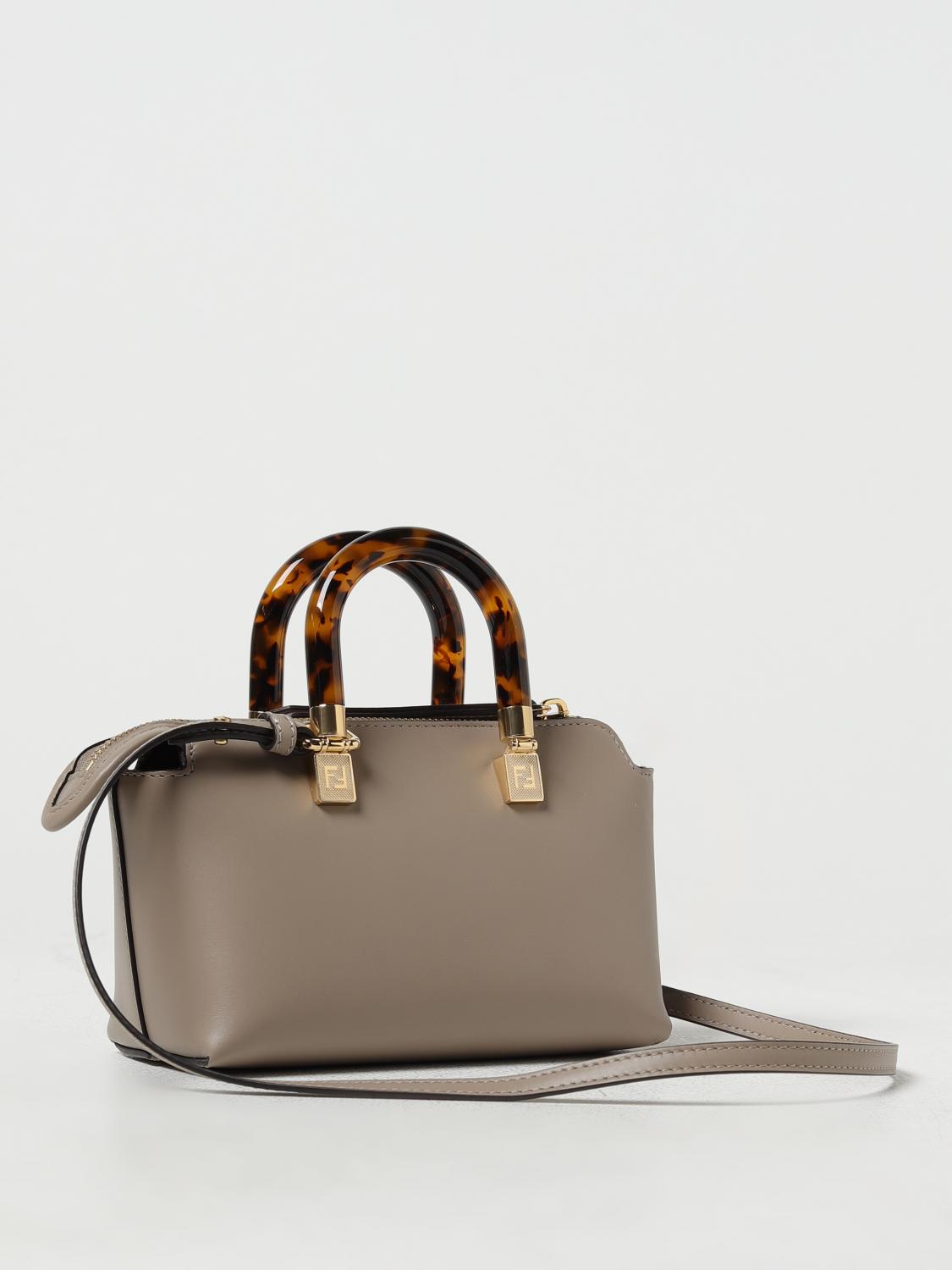 FENDI BORSA MINI: Borsa by The Way Fendi in pelle, Tortora - Img 2