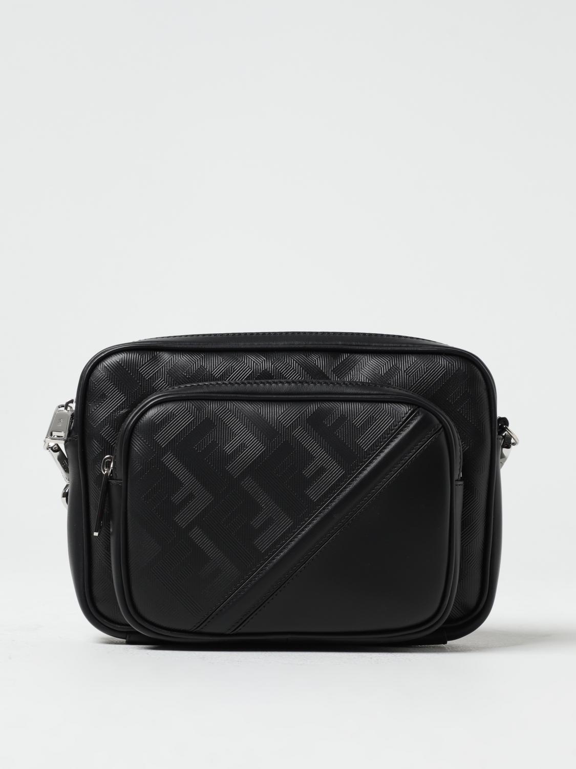 Fendi バッグ メンズ - ブラック | 7VA607APDO | GIGLIO.COM