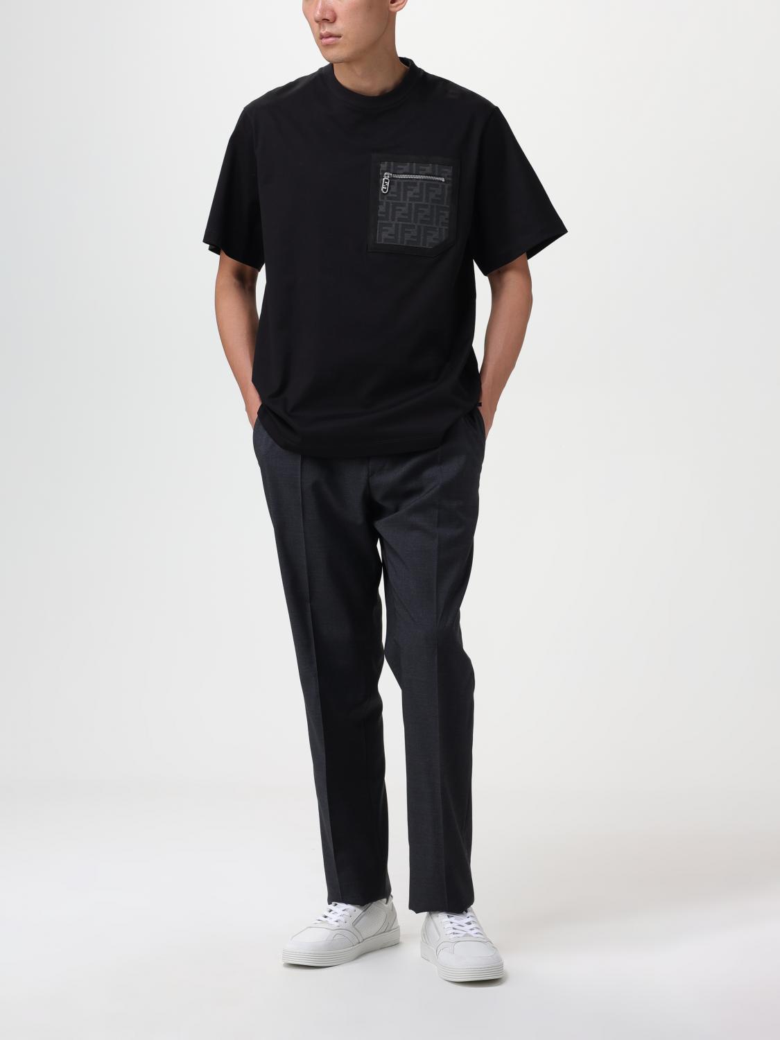 FENDI：Tシャツ メンズ - ブラック | GIGLIO.COMオンラインの