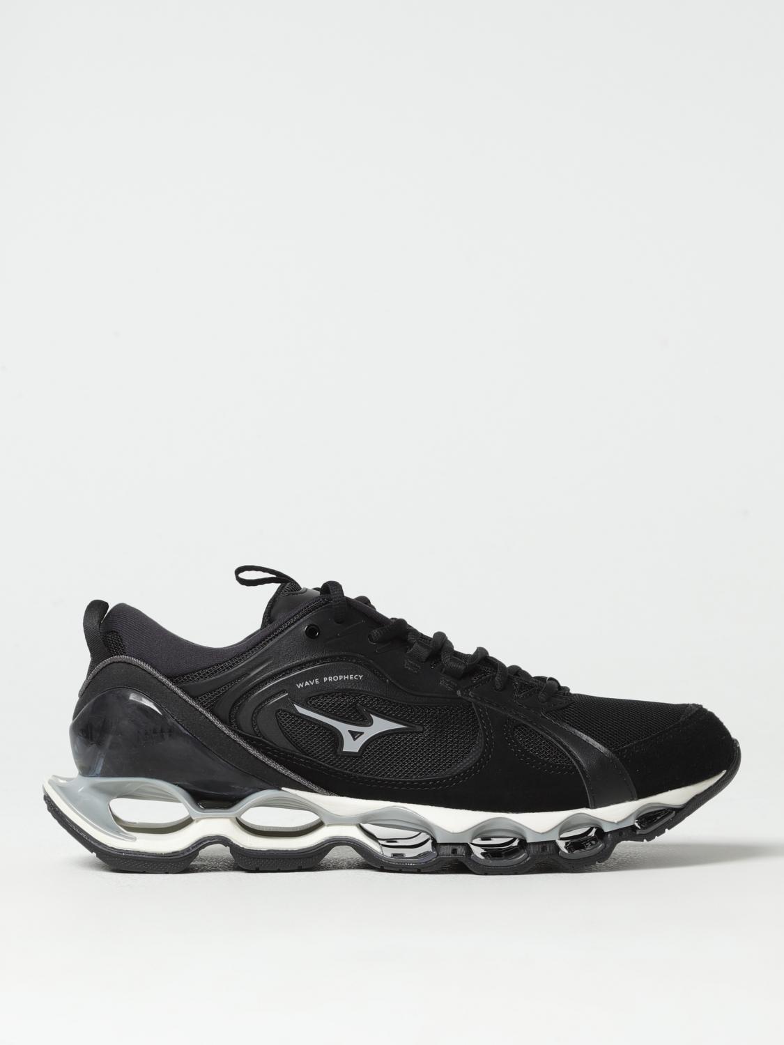 mizuno sneakers