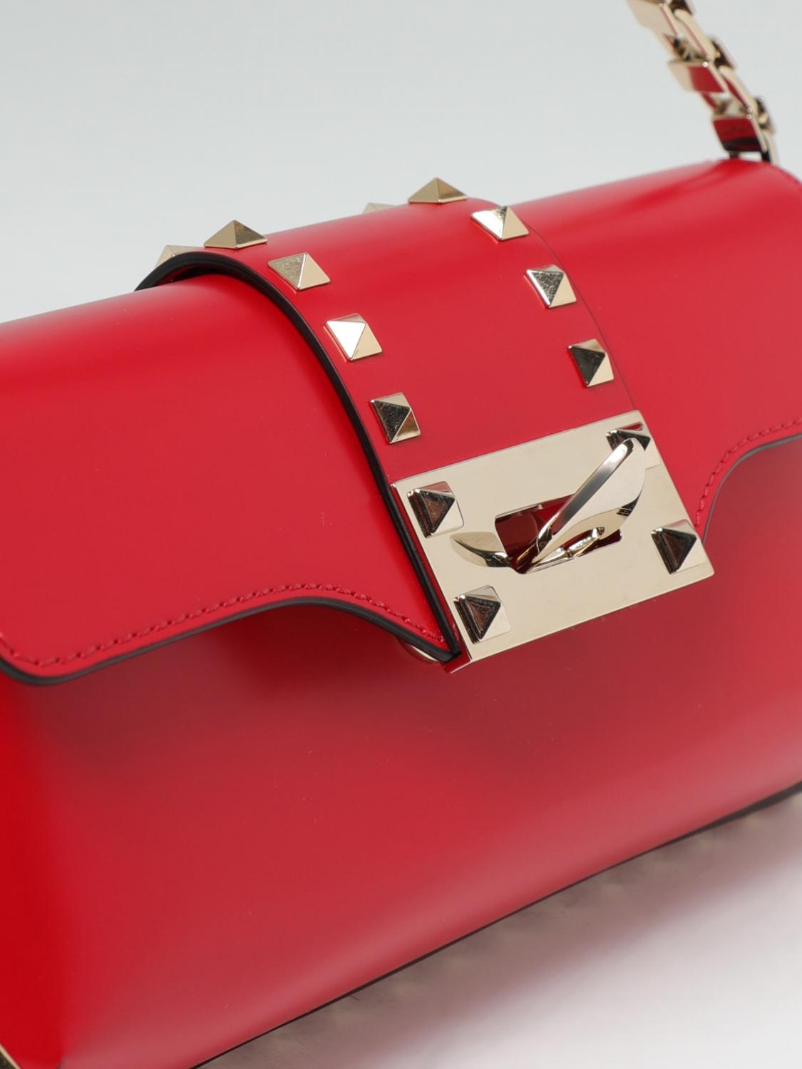 VALENTINO GARAVANI: Rockstud bag in leather - Red VALENTINO GARAVANI: Rockstud bag in leather - Red