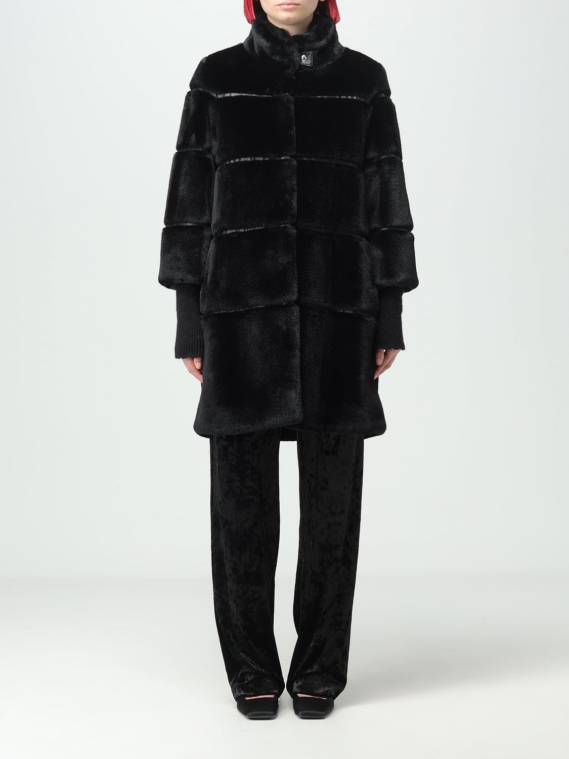Patrizia Pepe コート レディース - ブラック | 2O0108E5T7 | GIGLIO.COM