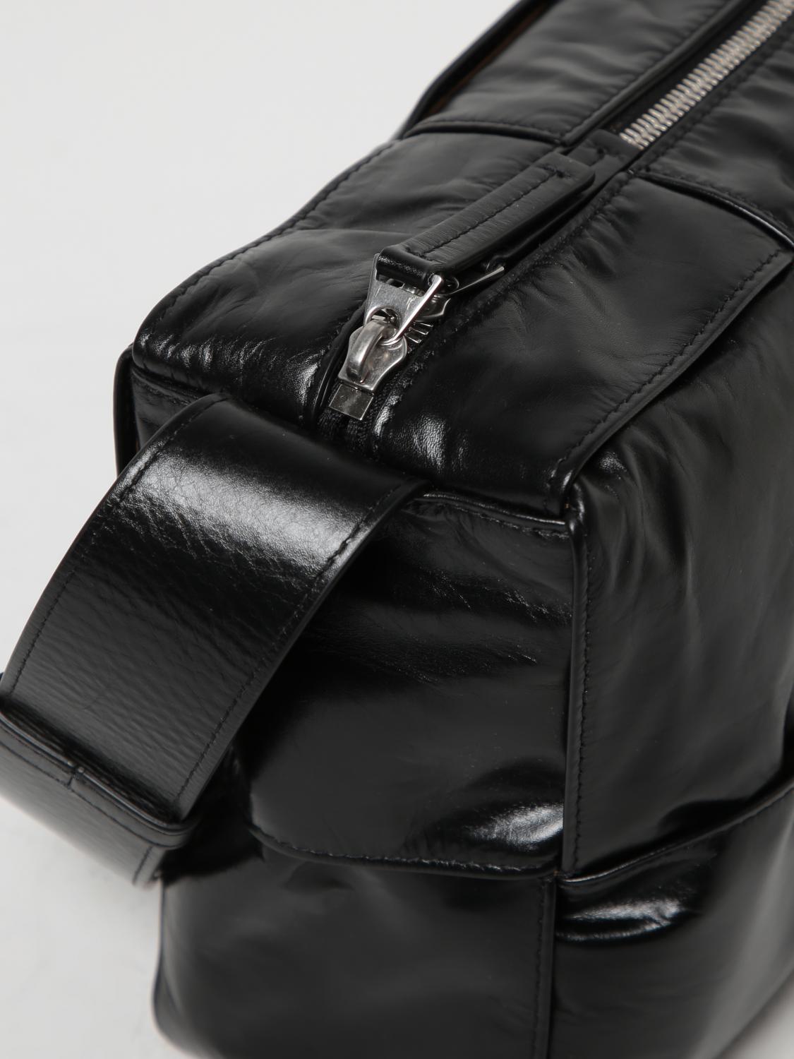 BOTTEGA VENETA: Arco bag in woven shiny leather - Black