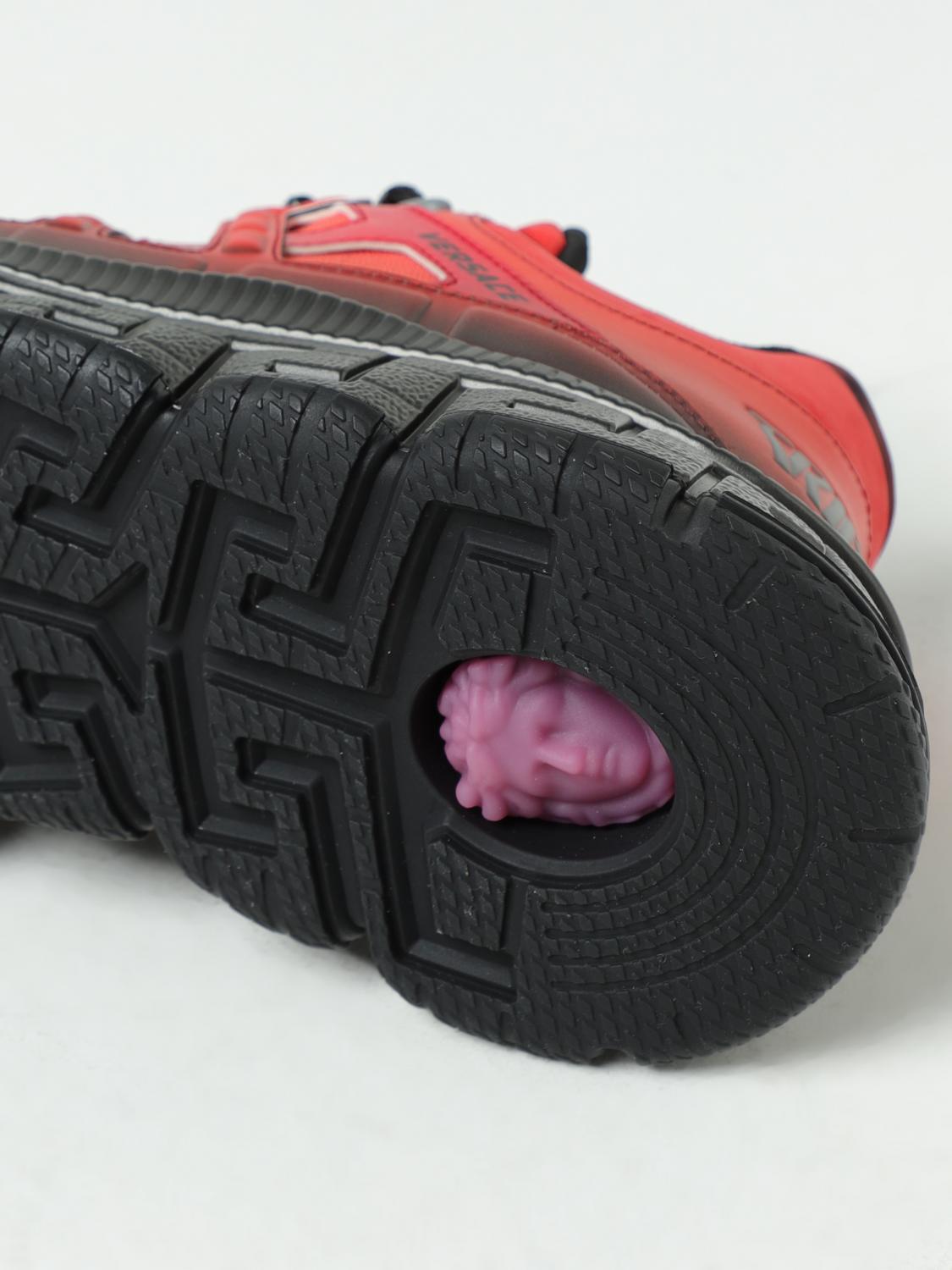 VERSACE SNEAKERS: Sneakers Trigreca Versace in nylon e pelle, Rosso - Img 4