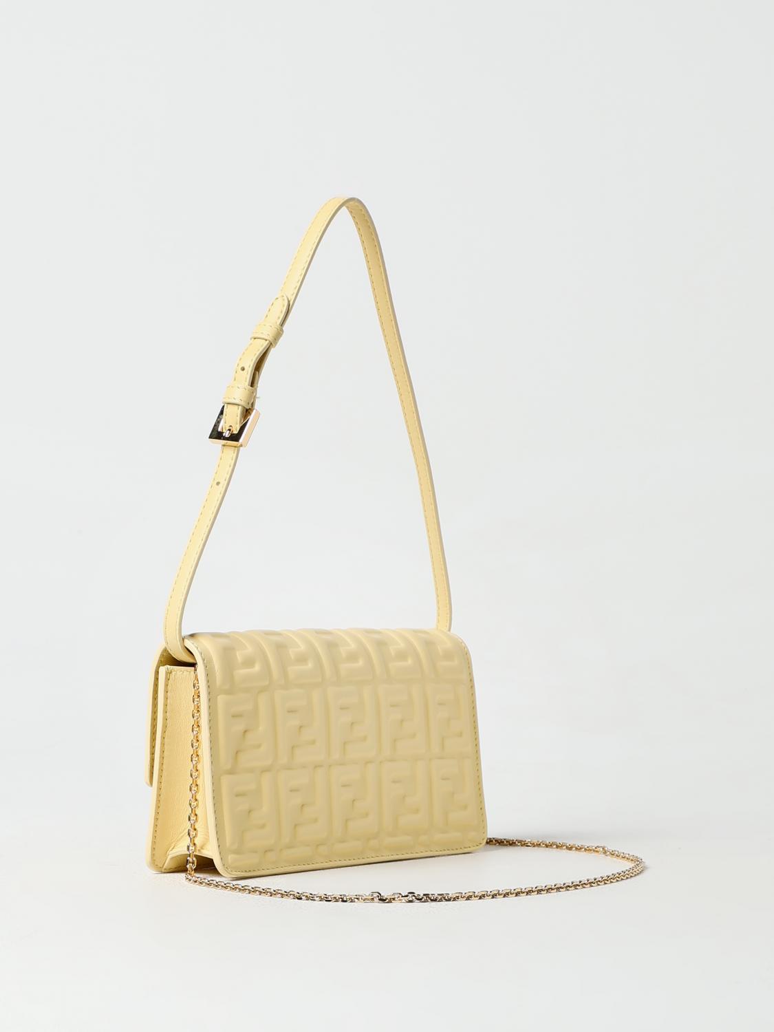FENDI BORSA MINI: Borsa wallet Baguette Fendi in nappa embossed, Giallo - Img 3