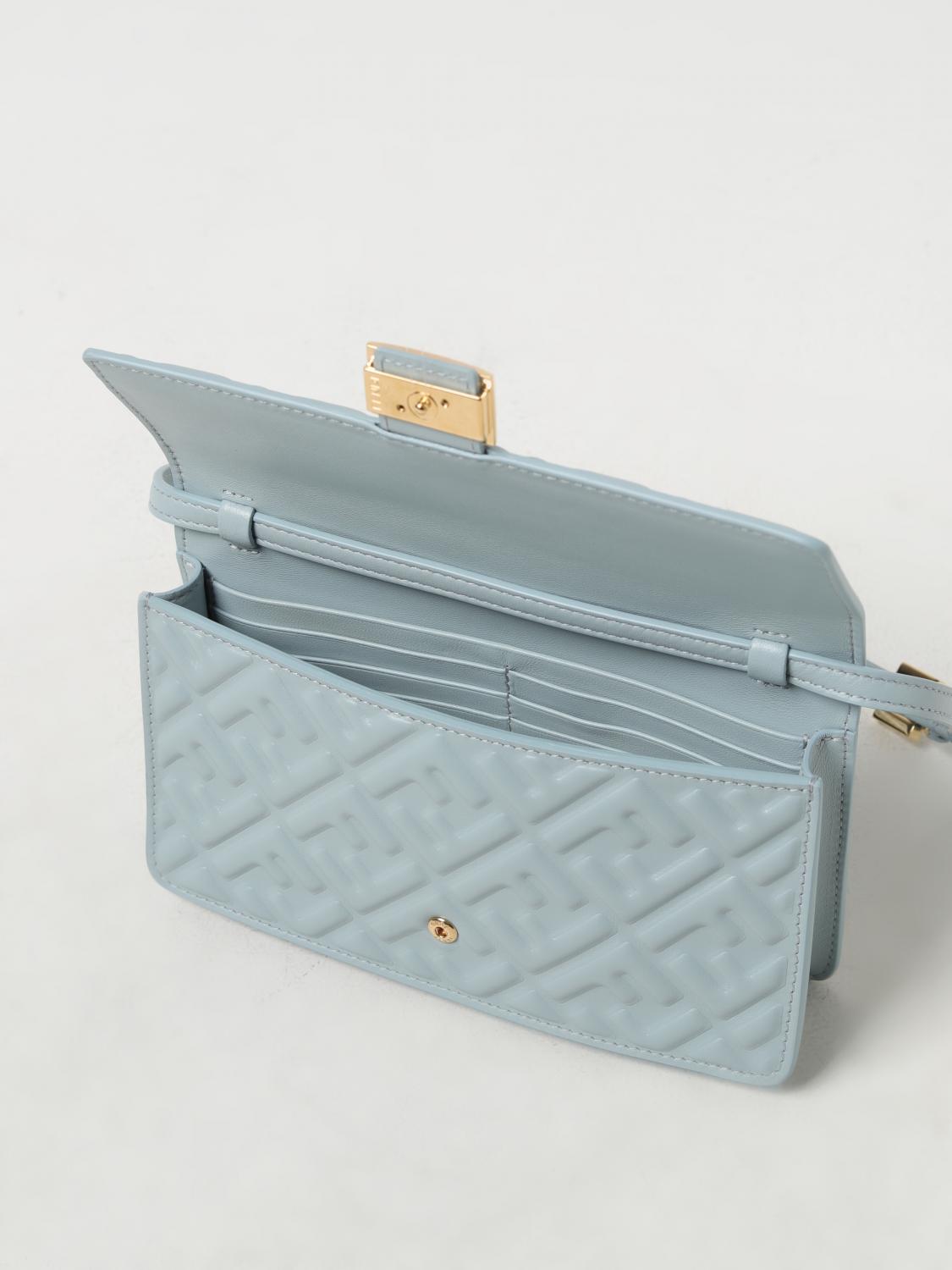 FENDI BORSA MINI: Borsa wallet Baguette Fendi in nappa embossed, Celeste - Img 4