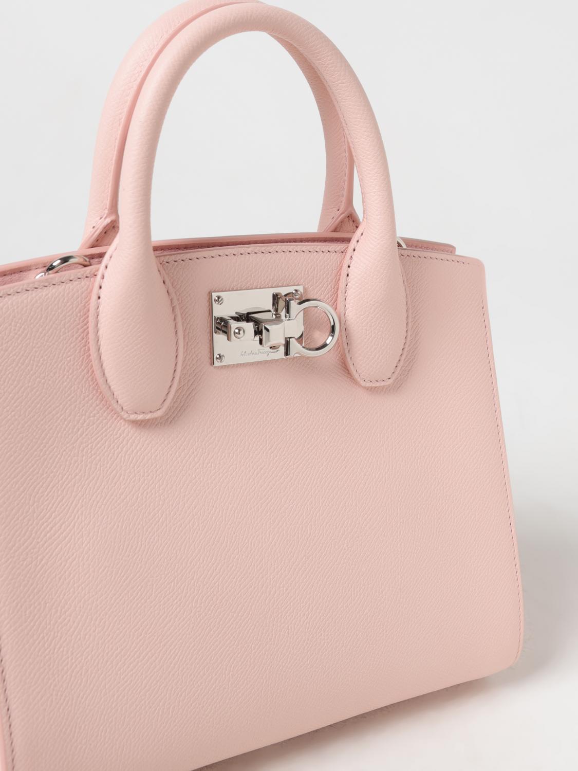 Salvatore Ferragamo ショルダーバッグ ピンク Ferragamo Shoulder bag woman - Pink | 211424 768897 | GIGLIO.COM