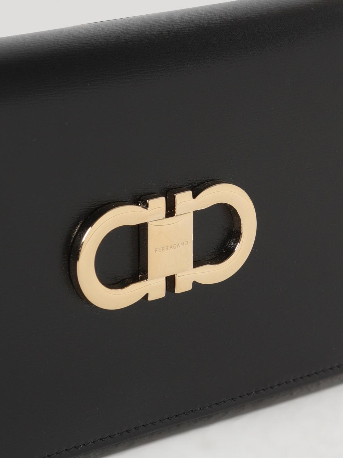 ショルダーバッグ・ポシェット FERRAGAMO Woman Crossbody bags Black 771676 218357 001 FERRAGAMO: Shoulder bag woman - Black | Ferragamo mini bag
