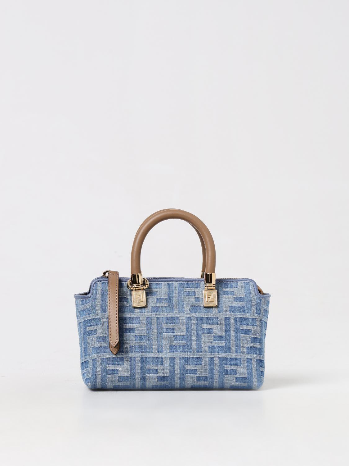 ショルダーバッグ レディース Fendi