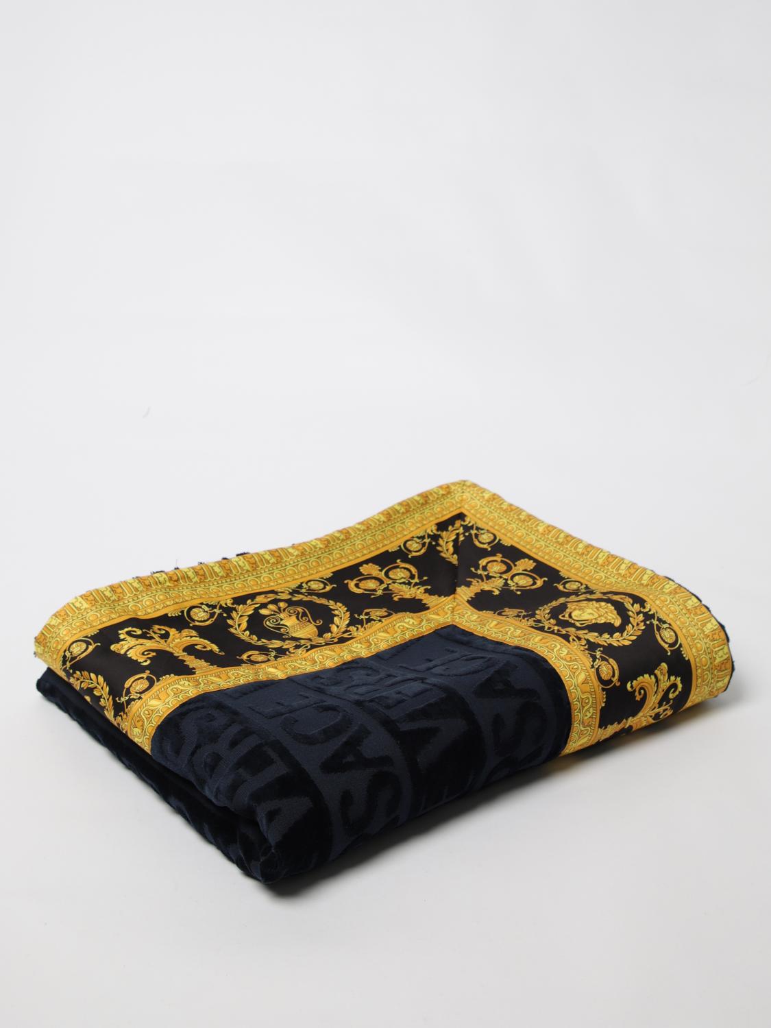 VERSACE HOME BATH AND BEACH TOWELS: Bath and beach towels lifestyle Versace Home, ブルー - Img 1