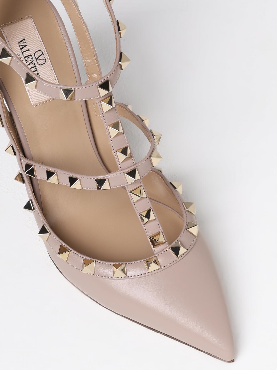 VALENTINO GARAVANI DÉCOLLETÉ: Pump Rockstud Valentino Garavani in pelle , Cipria - Img 4