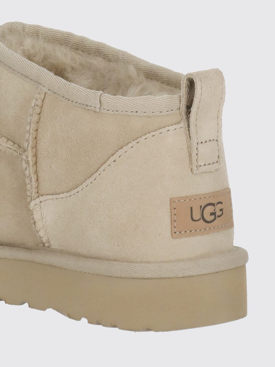 UGG BOTTES: Bottines Classic Ultra Mini en daim UGG, Chameau - Img 4