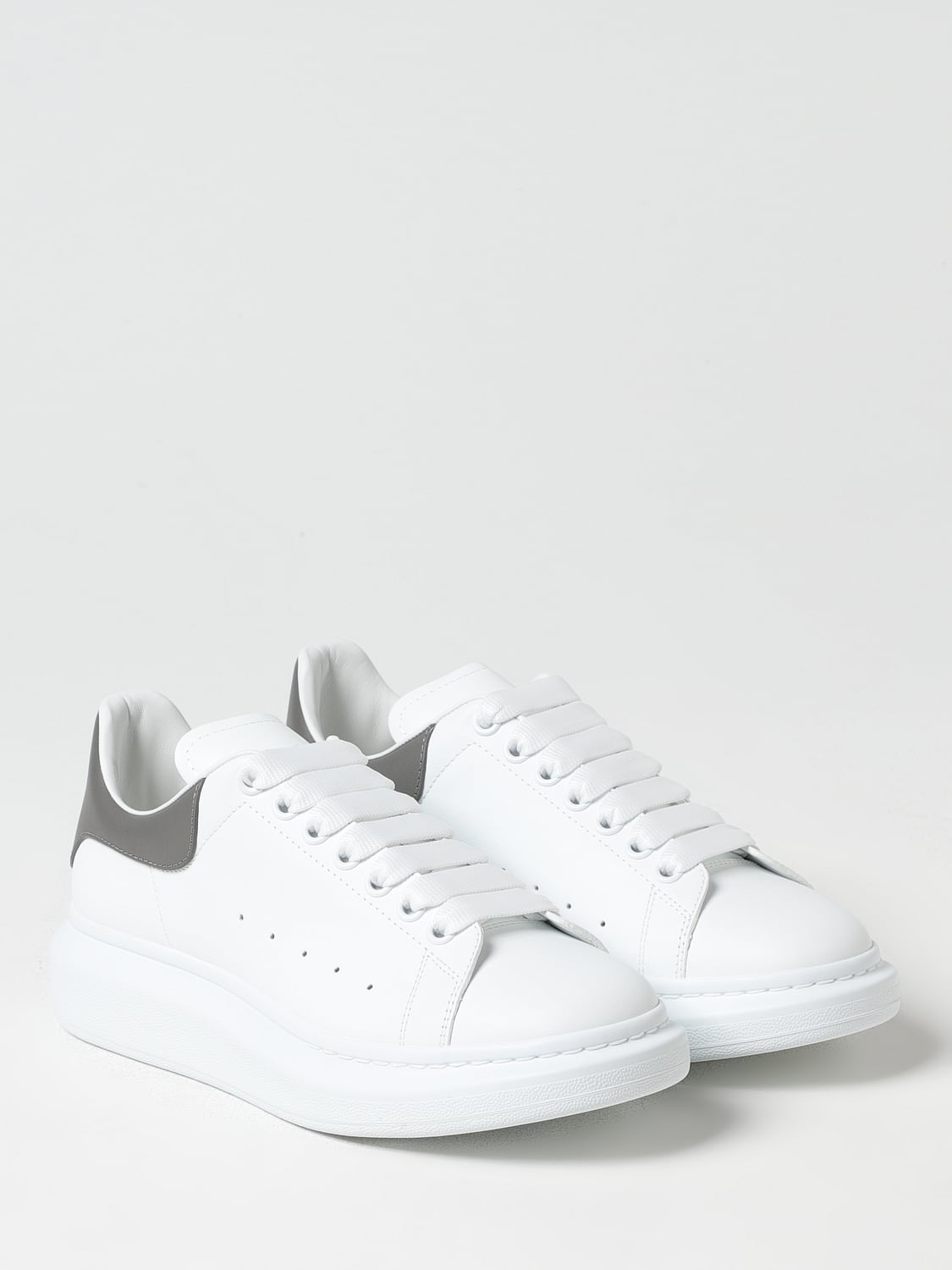 MCQUEEN SNEAKERS: Sneakers Oversize McQueen in pelle , Bianco - Img 2