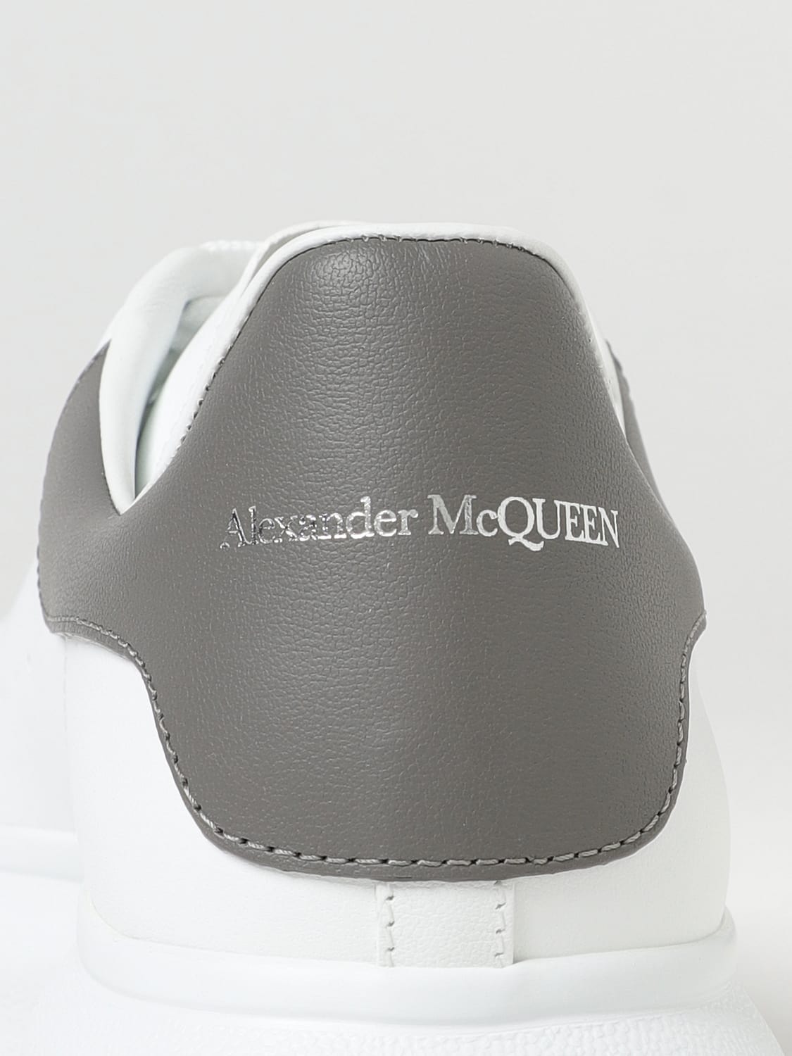 MCQUEEN SNEAKERS: Sneakers Oversize McQueen in pelle , Bianco - Img 4