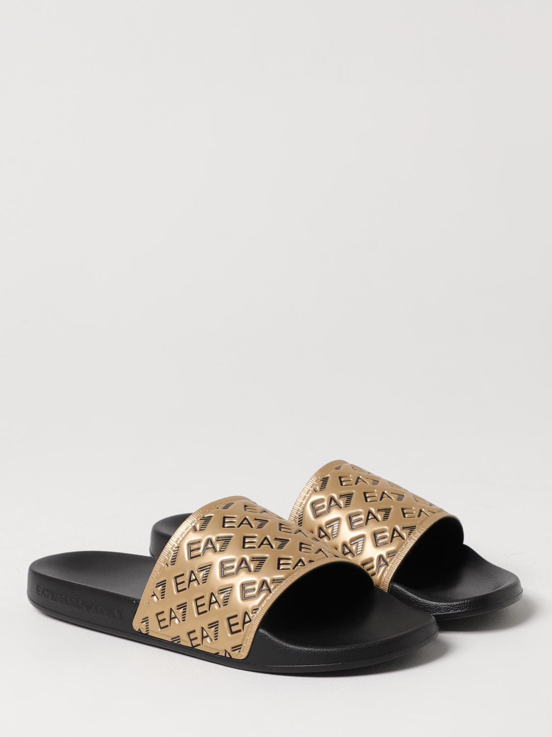 EA7 SANDALI: Sliders EA7 in gomma con logo all over , Oro - Img 2