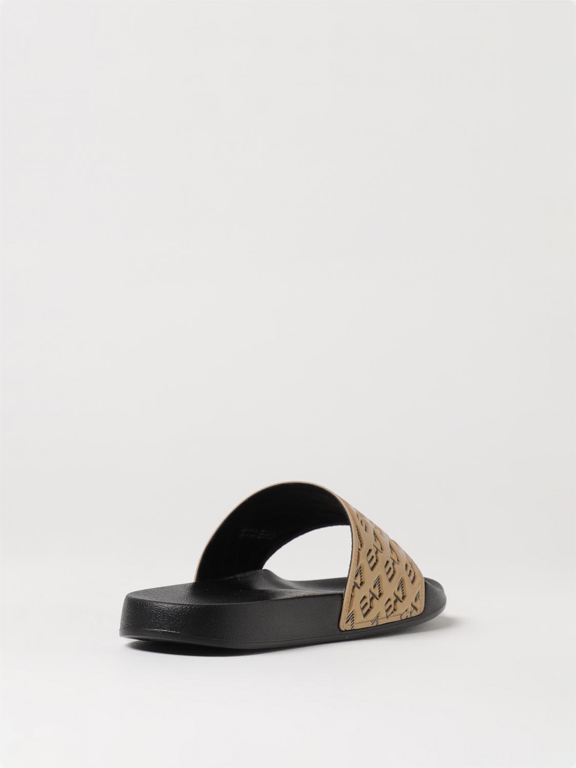 EA7 SANDALI: Sliders EA7 in gomma con logo all over , Oro - Img 3