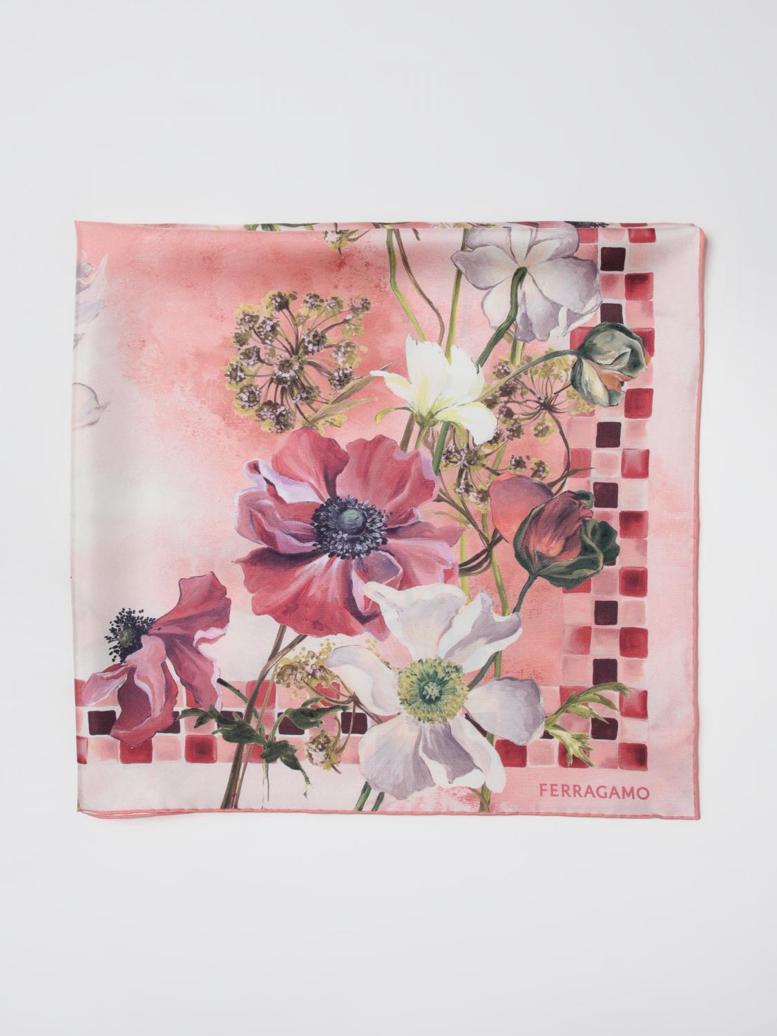 Ferragamo Neck scarf woman - Pink | 310207 785301 | GIGLIO.COM