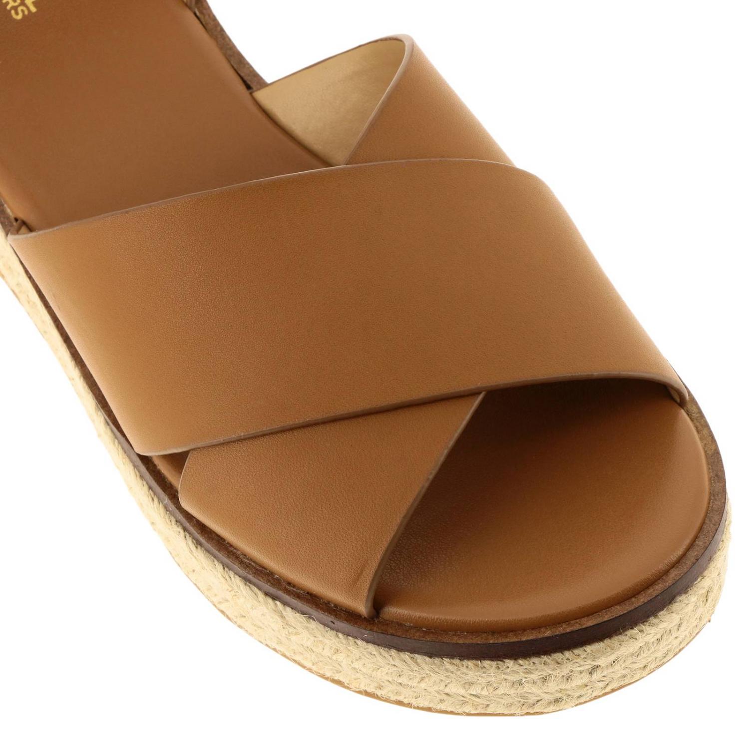 MICHAEL KORS FLAT SANDAL: Flat sandals women Michael Kors, Brown - Img 3