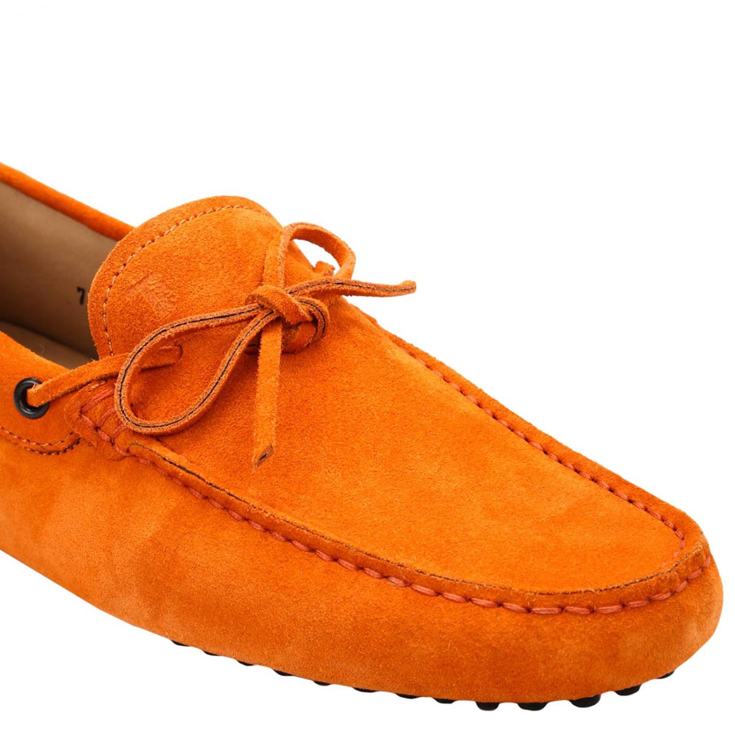 TOD'S MOCASSINI: Mocassino City gommini in vera pelle scamosciata con lacci, Aragosta - Img 3