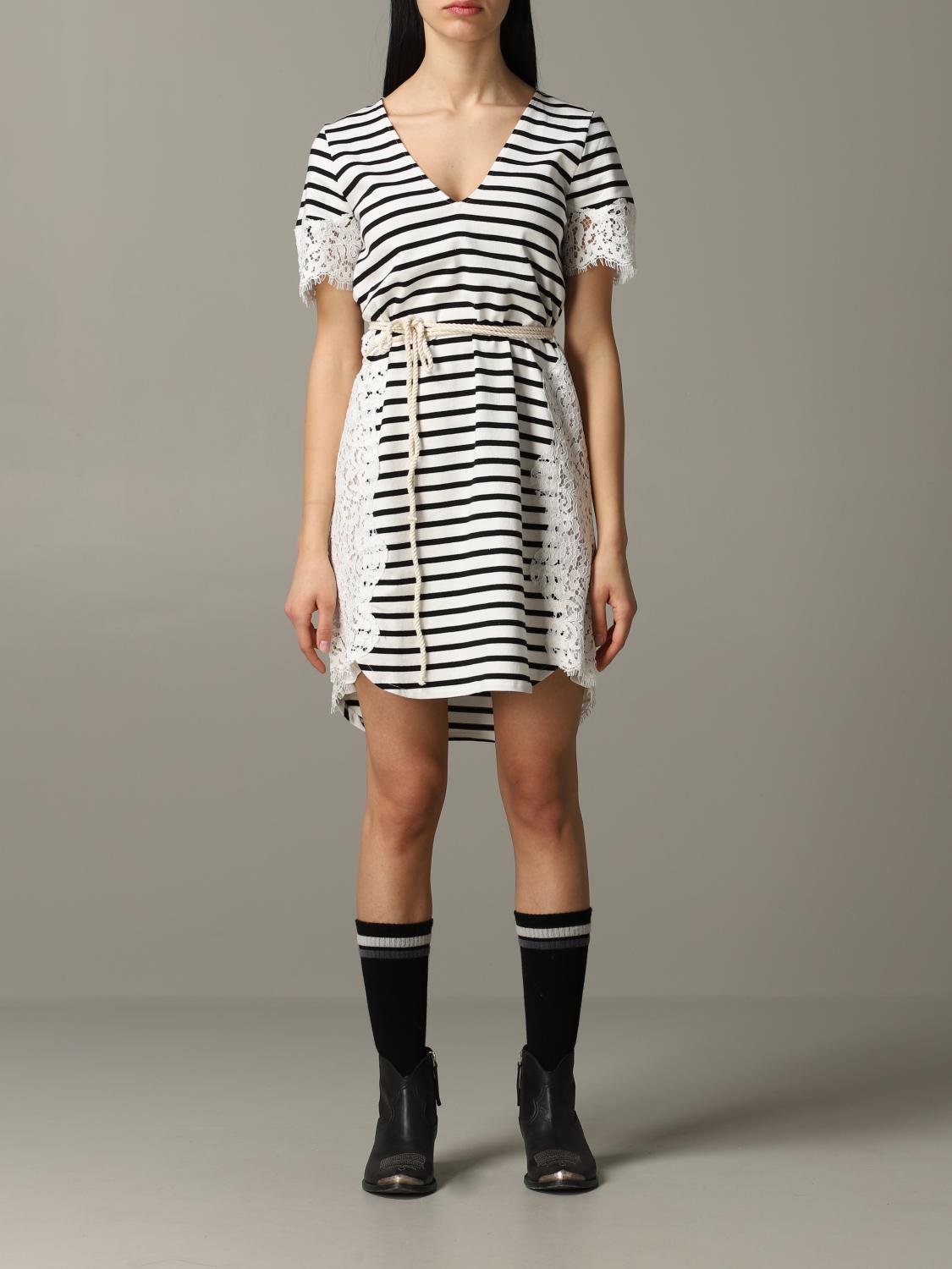 TWINSET KLEID: Gestreiftes Twin Set Kleid mit Spitze, Weiß - Img 1