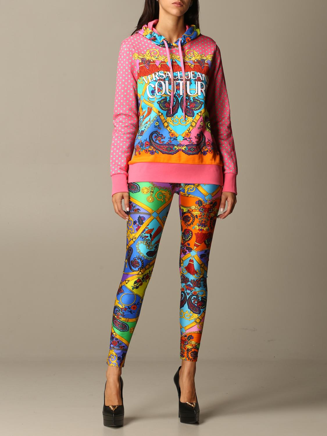 VERSACE JEANS COUTURE FELPA: Felpa Versace Jeans Couture in tessuto paisley fantasy, Rosa - Img 2