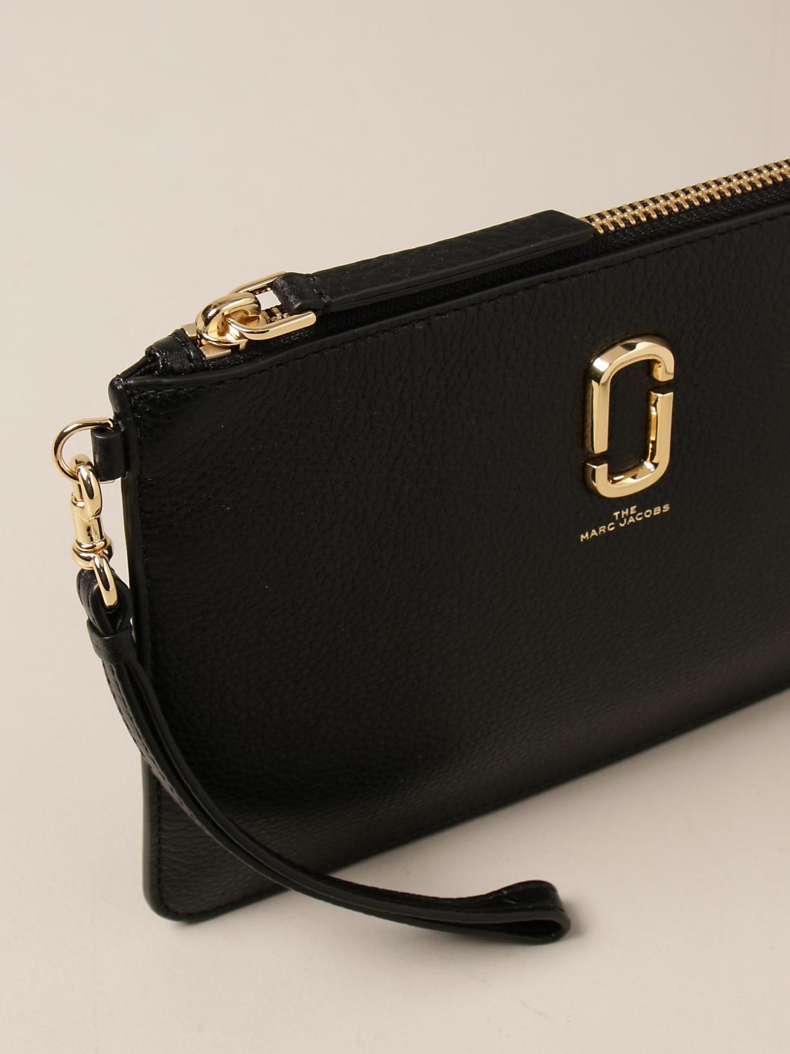 MARC JACOBS Pochette in pelle martellata Nero Portafoglio Marc Jacobs M0017043 online su GIGLIO.COM