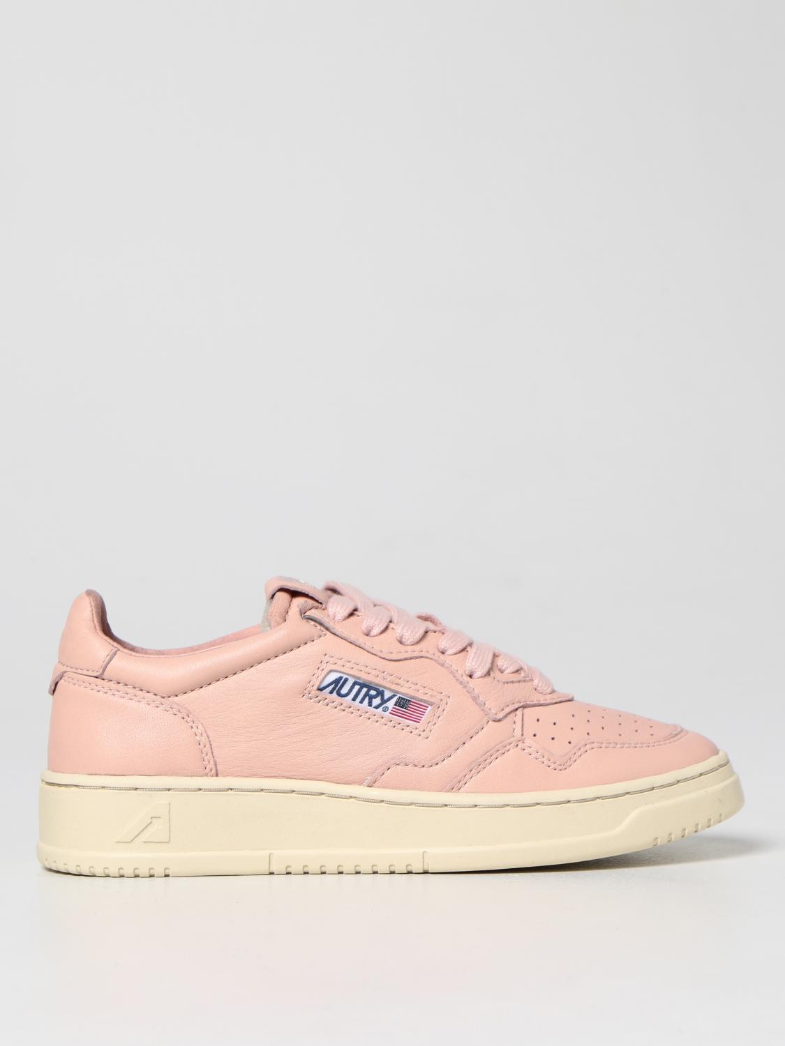 AUTRY: sneakers in leather - Peach | Autry sneakers AULWGG28